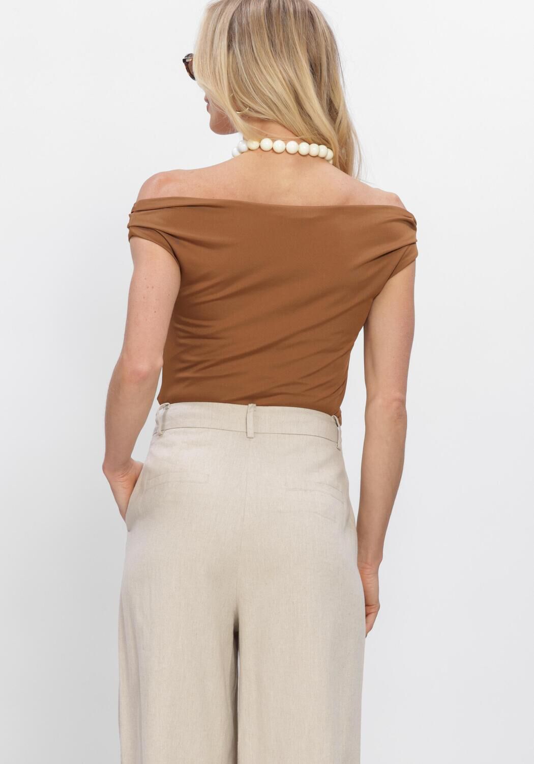Rosane MODSTR&Ouml;M Tops & T-shirts HIMAMD OFF SHOULDER TOP - large