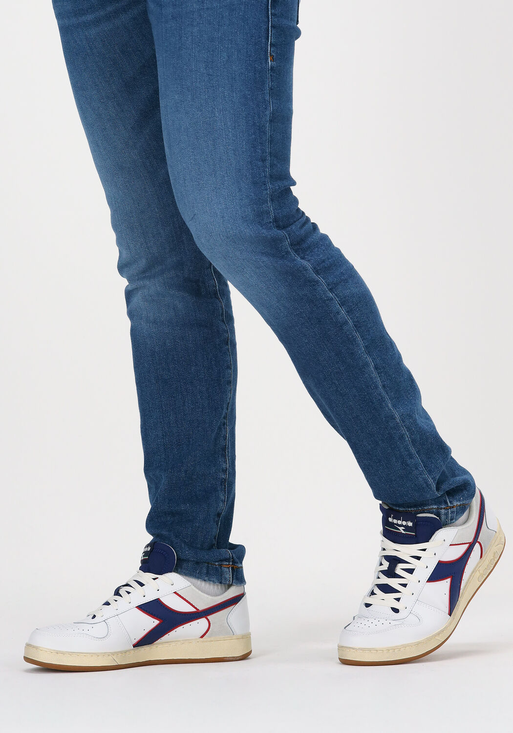 Wei&szlig;e DIADORA Sneaker Low MAGIC BASKET LOW ICONA - large