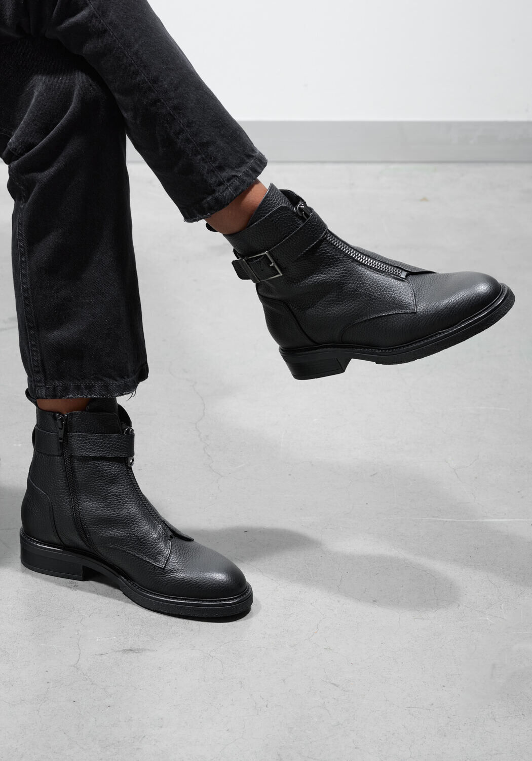 Schwarze LINA LOCCHI Ankle Boots 09-223 - medium