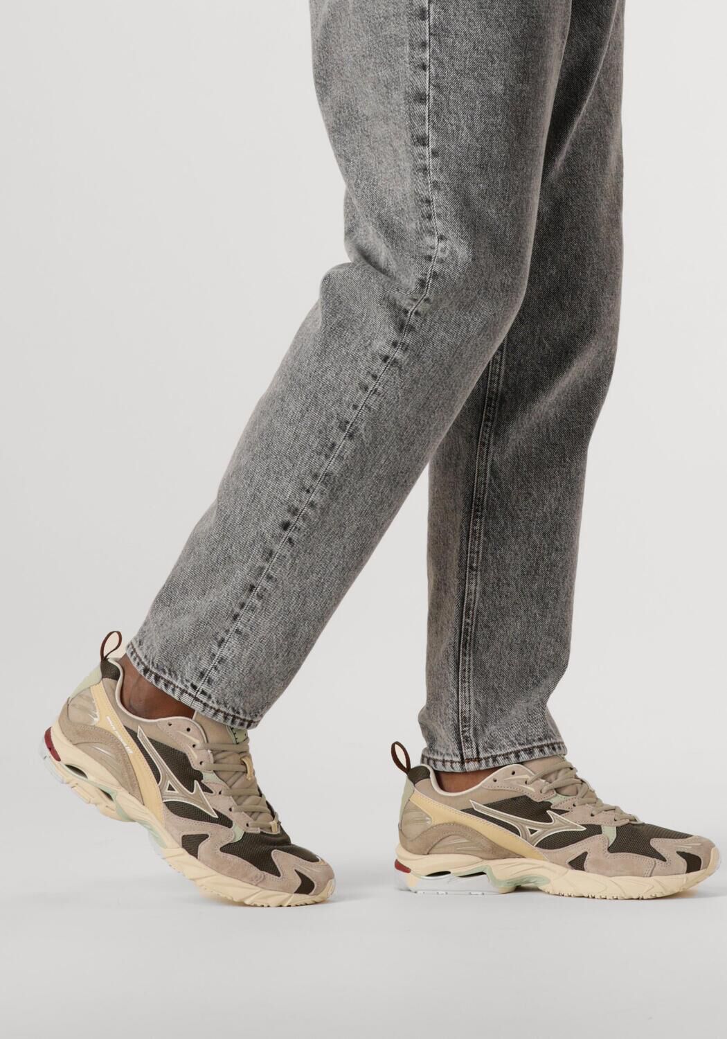 Beige MIZUNO Sneaker Low WAVE RIDER 10 PREMIUM HEREN - large