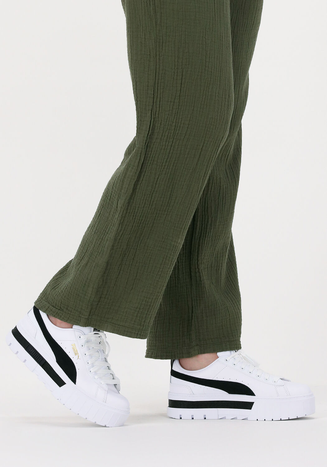 Wei&szlig;e PUMA Sneaker Low MAYZE LTH WN - large