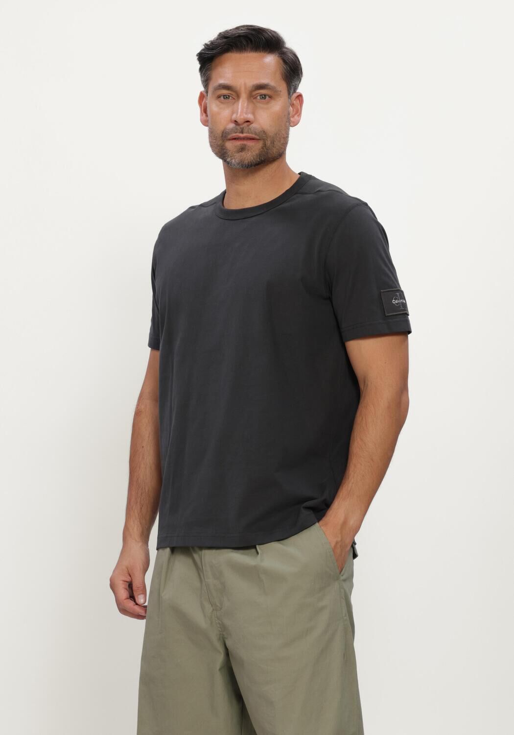 Anthrazit CALVIN KLEIN T-shirt SS CLSC SUEDED JERSEY BADGE TEE - large