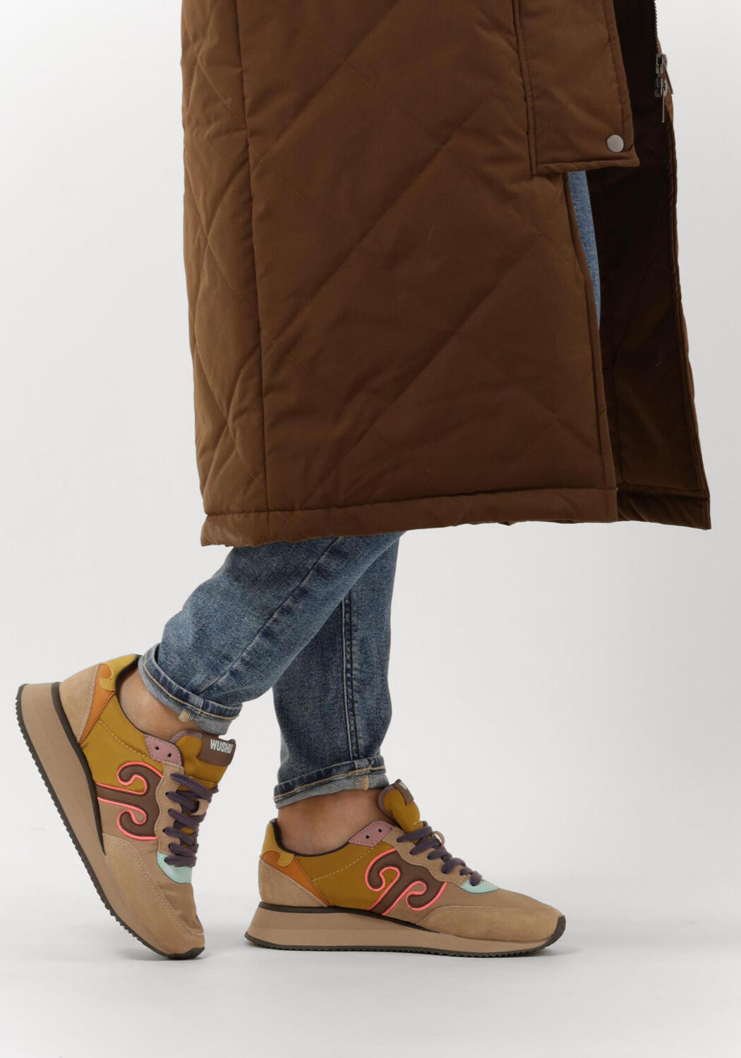 Beige WUSHU Sneaker Low MASTER - large