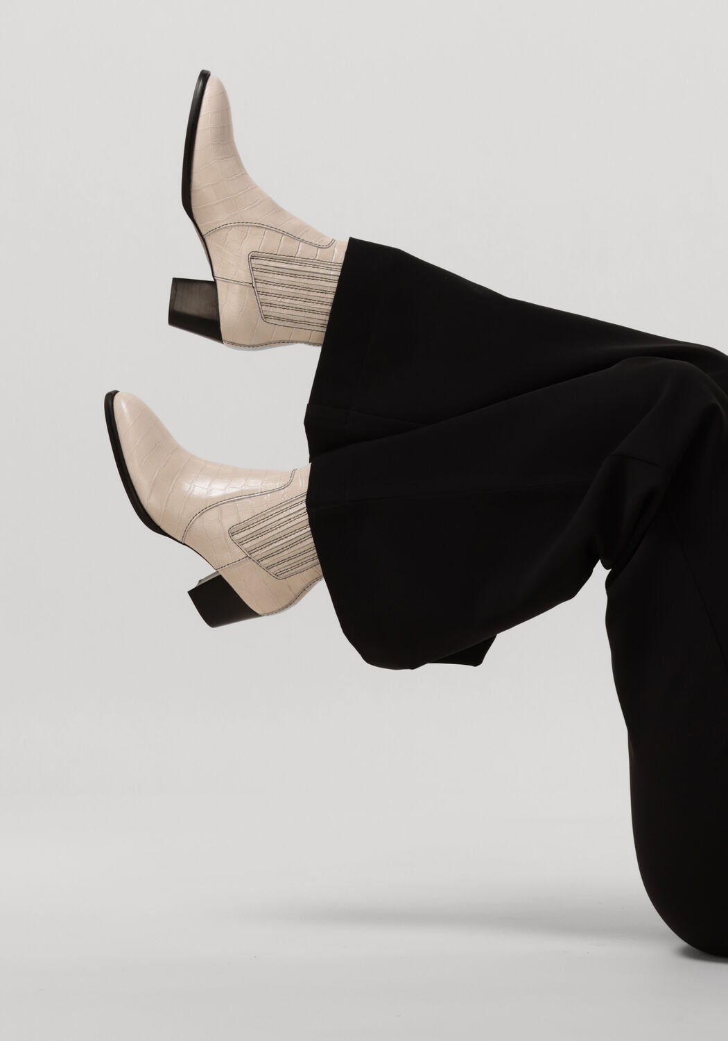 Wei&szlig;e FABIENNE CHAPOT Stiefeletten JENNY BOOT - large