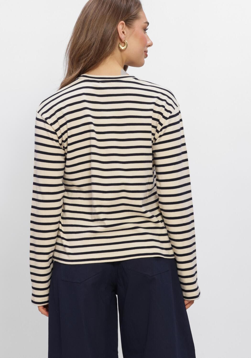 Creme BOII STUDIOS Pullover NETE - large