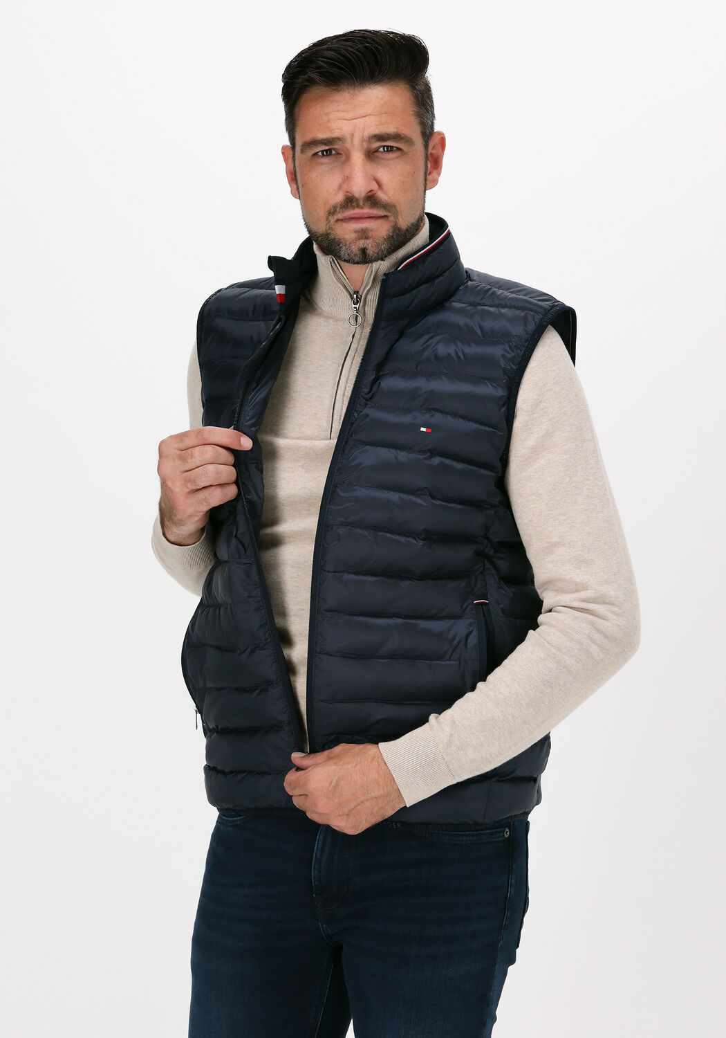 Tommy hilfiger omoda online