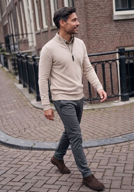 Gr&uuml;ne CAST IRON Chino CYLAS TAPERED CHINO MEGDA POWER - large