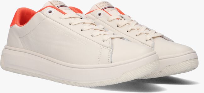 Weiße TOMMY HILFIGER Sneaker low LOWCUT CUPSOLE - large