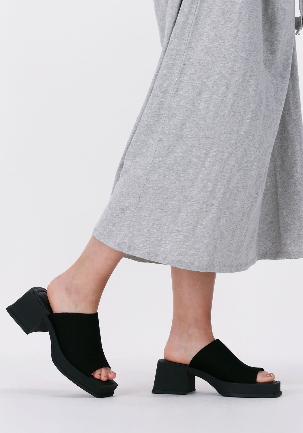 Schwarze VAGABOND SHOEMAKERS Abs&auml;tze HENNIE - large