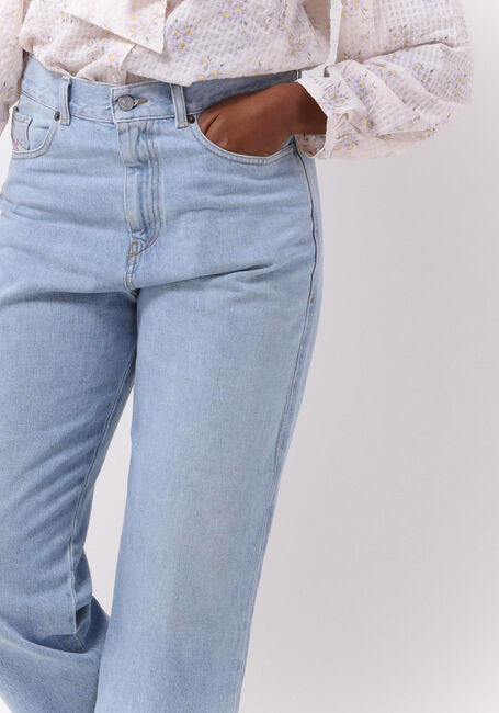 Hellblau DIESEL Mom jeans 2016 D-AIR - large