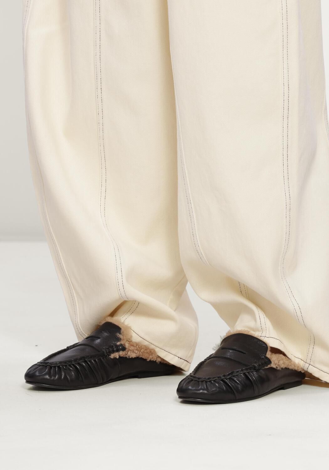 Schwarze TORAL Loafer PIPER - large