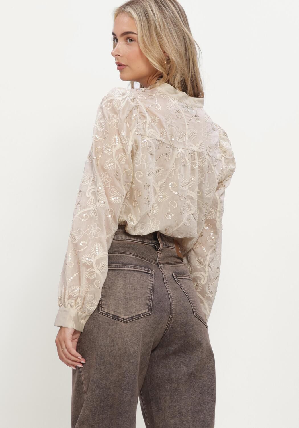 Ecru NUKUS Blusen ANTONELLA BLOUSE EMBROIDERY - large