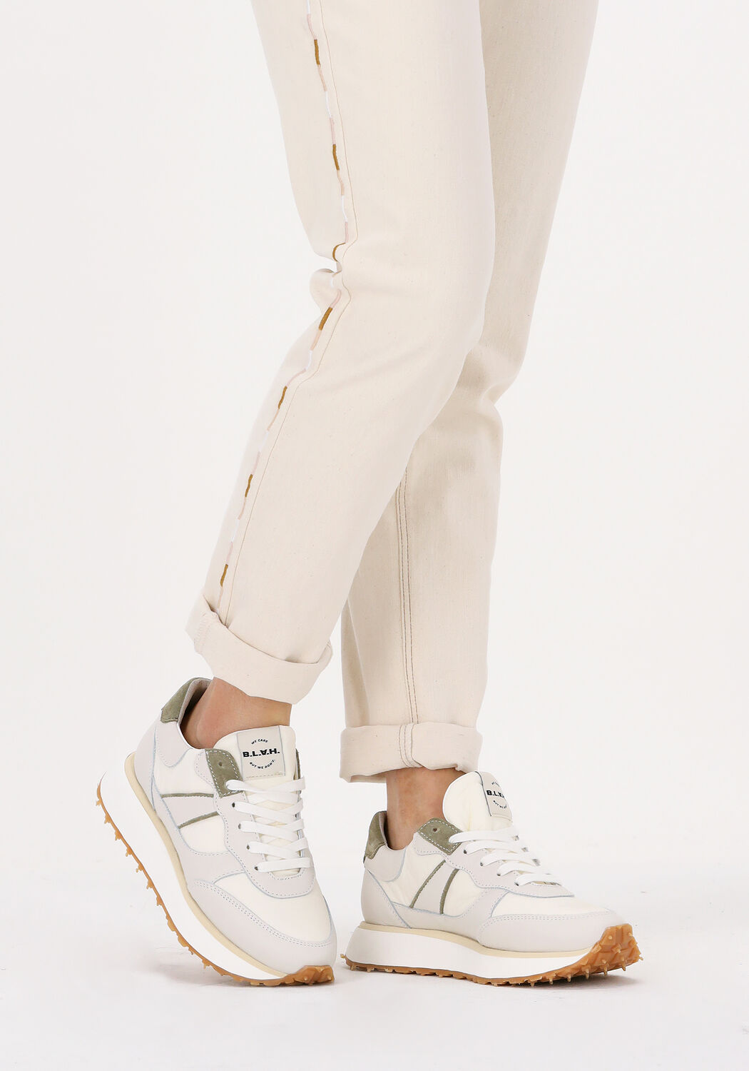 Wei&szlig;e B.L.A.H. Sneaker Low LUISA - large