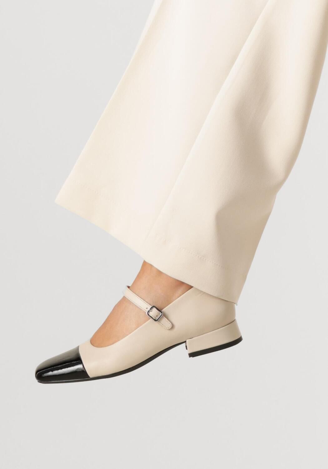 Wei&szlig;e VAGABOND SHOEMAKERS Ballerinas DEBBI 5818-160 - large