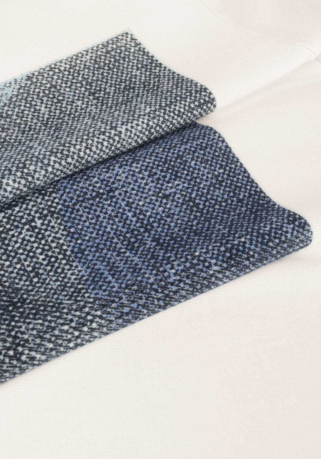 Wei&szlig;e CAST IRON T-shirt SHORT SLEEVE R-NECK REGULAR FIT COTTON TWILL - large