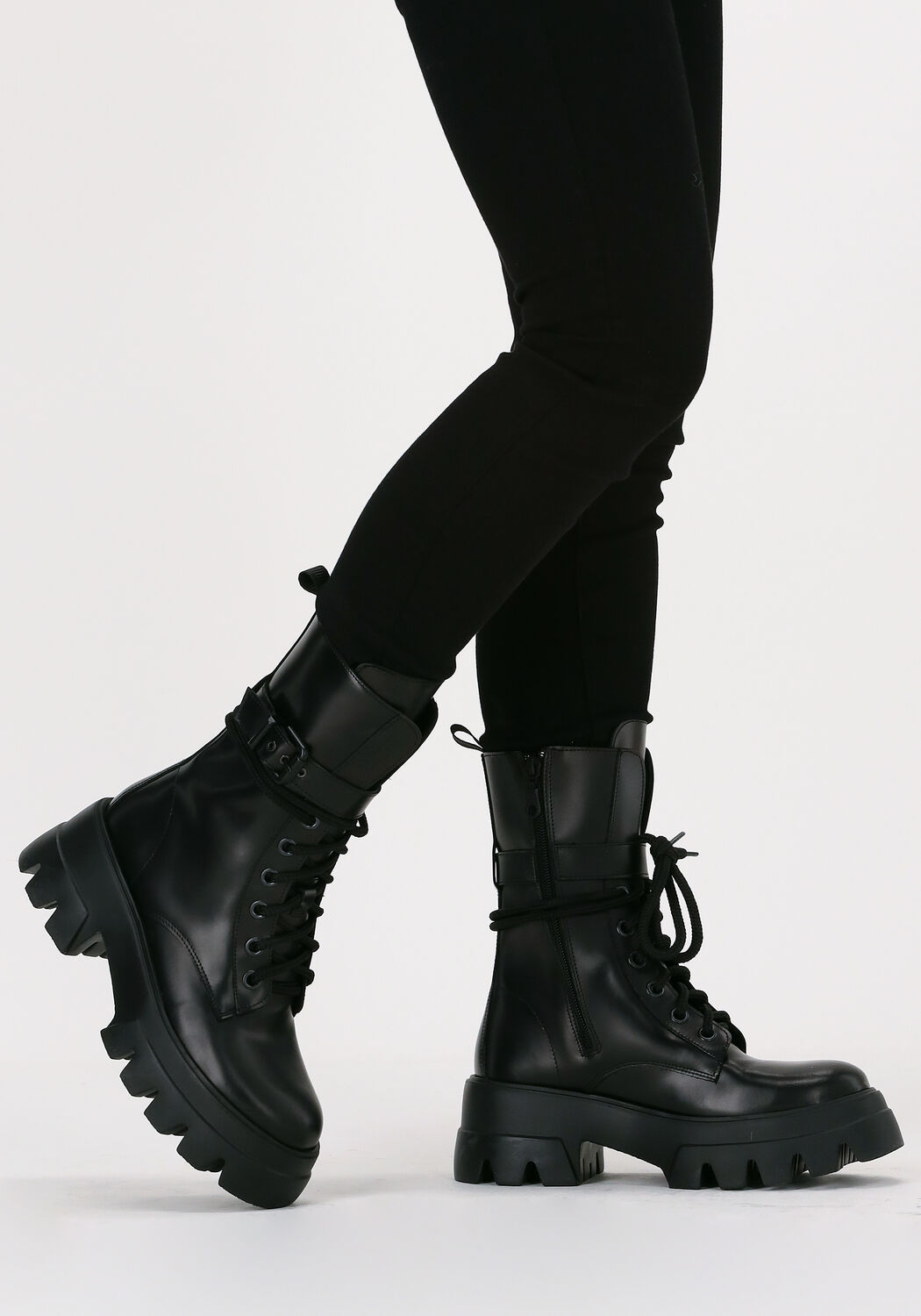 Schwarze CATARINA MARTINS Schn&uuml;rboots BONUM MID 68 - large