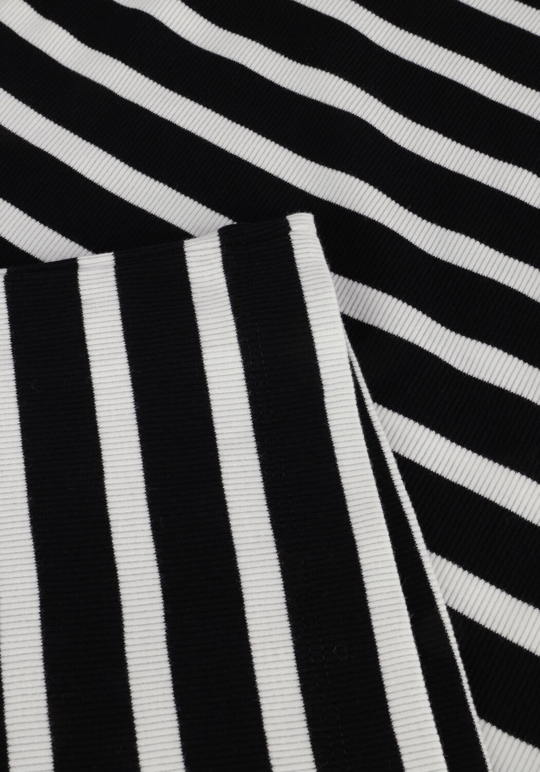 Schwarze DRYKORN Top OLINA - large