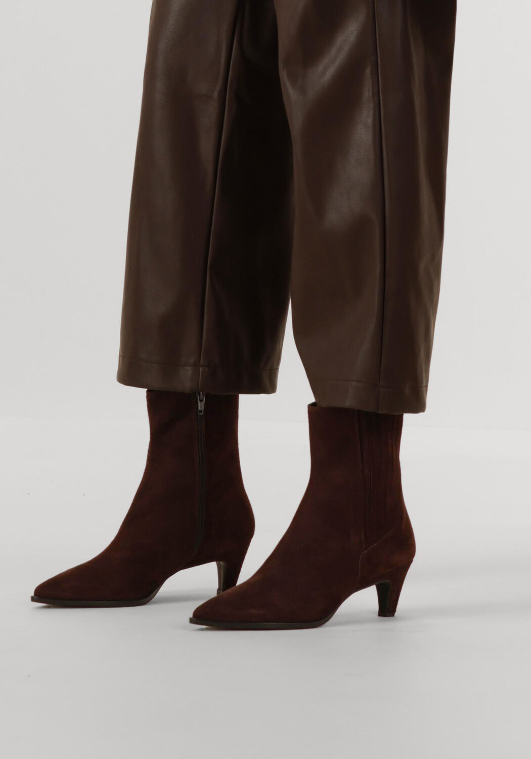 Braune NOTRE-V Stiefeletten 15225 - large