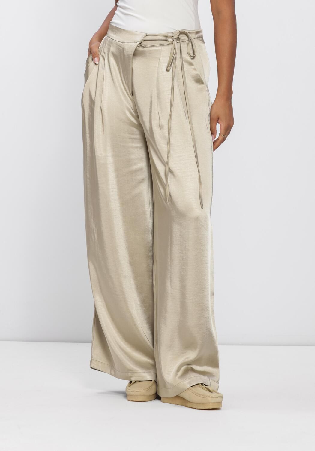 Beige EDITED Weite Hose KATIE TROUSERS - large