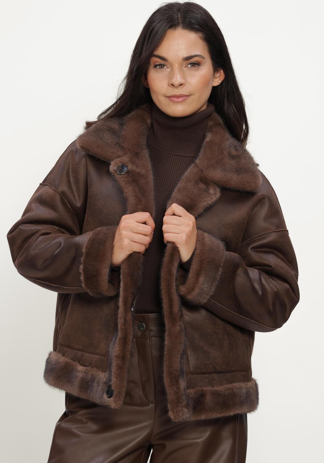 Braune STUDIO AR Fake-Fur-Jack FAJE FAUX MINK - large