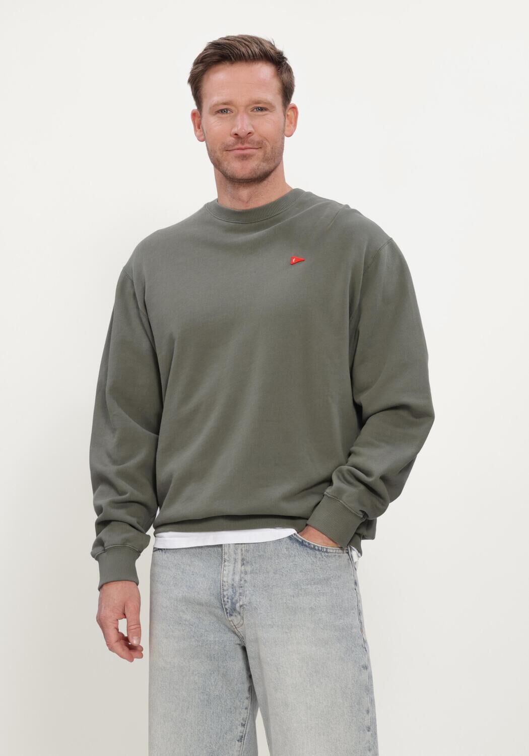 Gr&uuml;ne FOR&Eacute;T Sweatshirt FLAG SWEATSHIRT