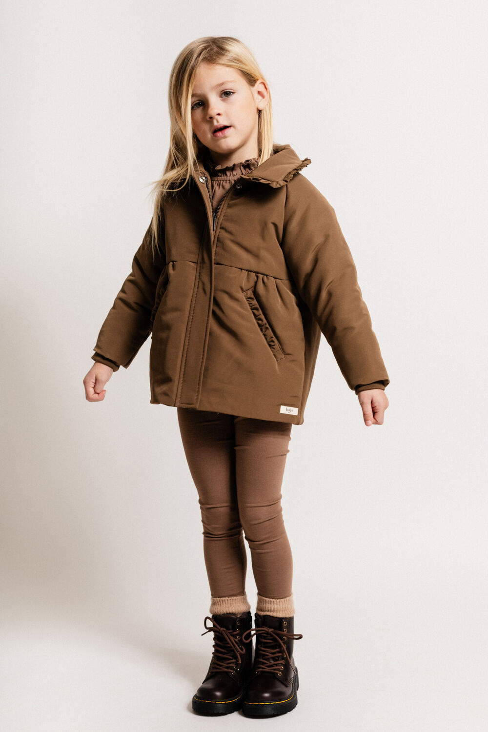 Braune BAJE STUDIO Wattierte Jack LOUISE - large