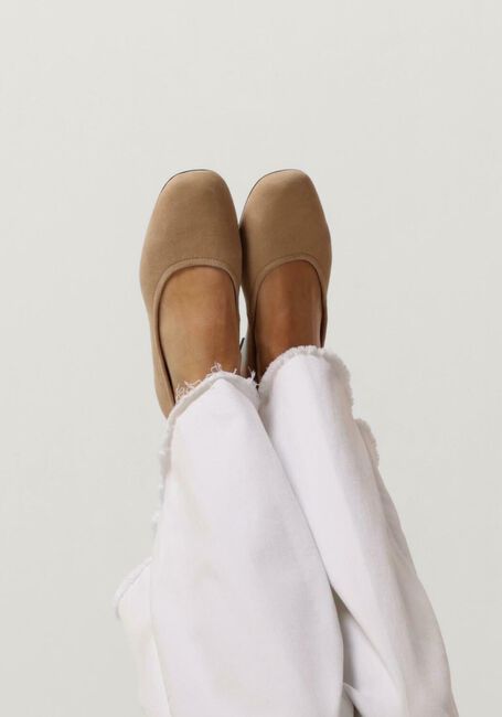 Camelfarbene VAGABOND SHOEMAKERS Ballerinas JOLIN 040 - large