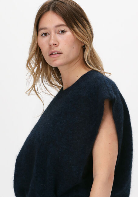 Blaue JUST FEMALE Spencer COLDY KNIT VEST - large