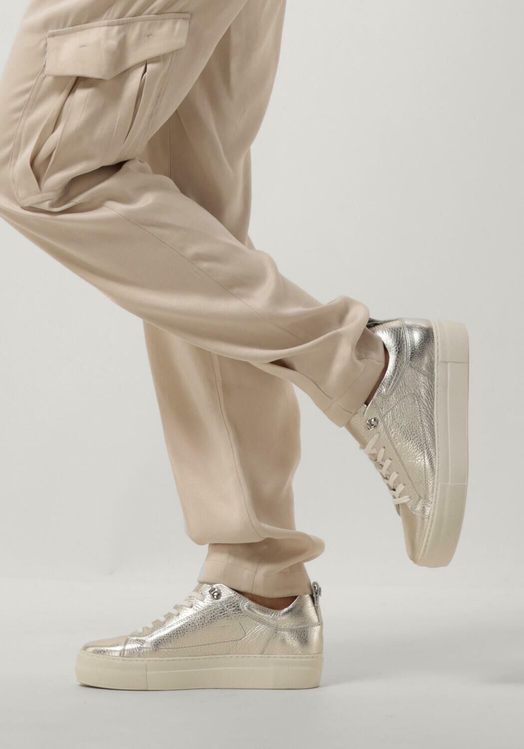 Silberne NOTRE-V Sneaker Low YENTHE 2 - large