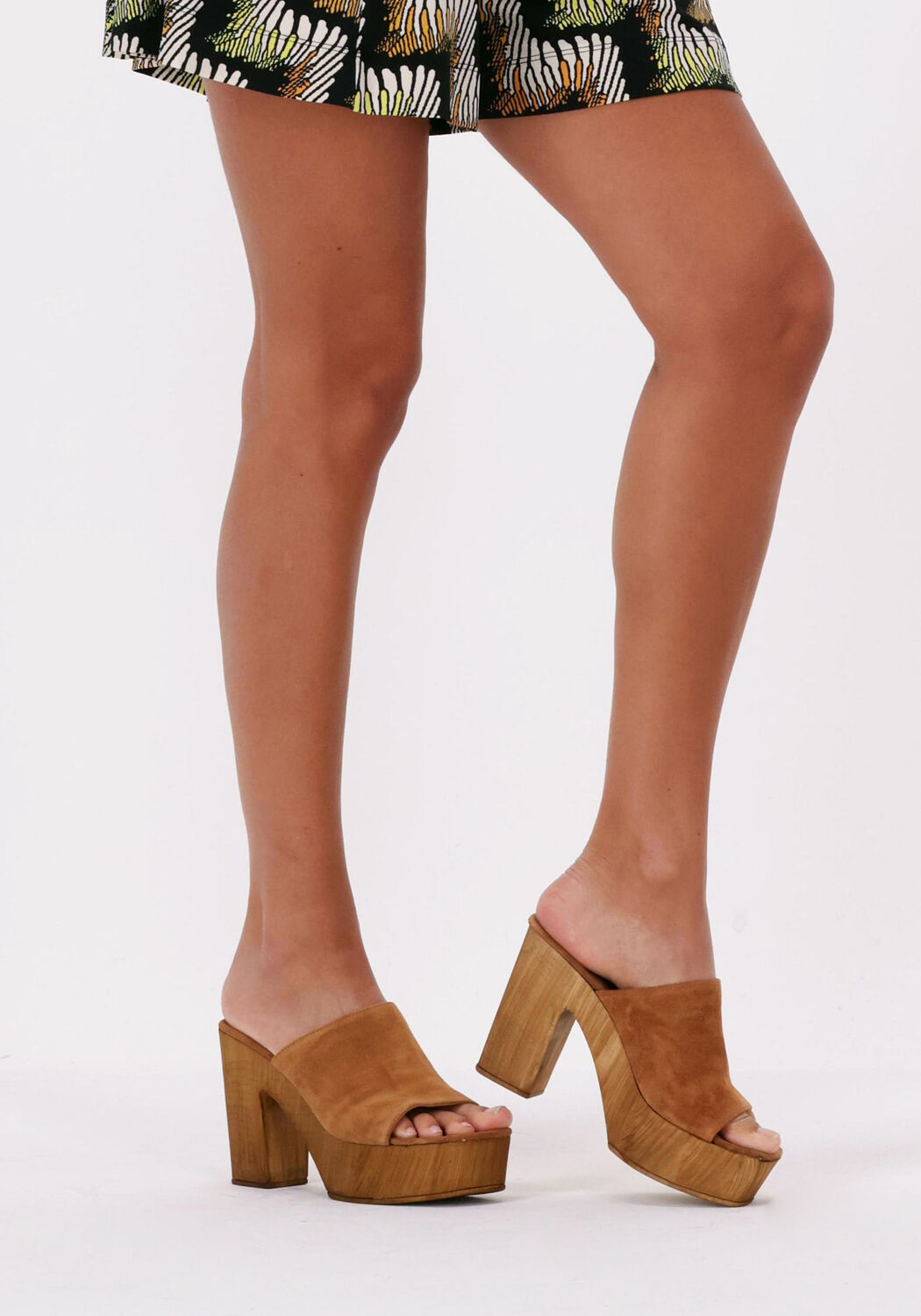 Cognacfarbene NOTRE-V Mules 7189 - large