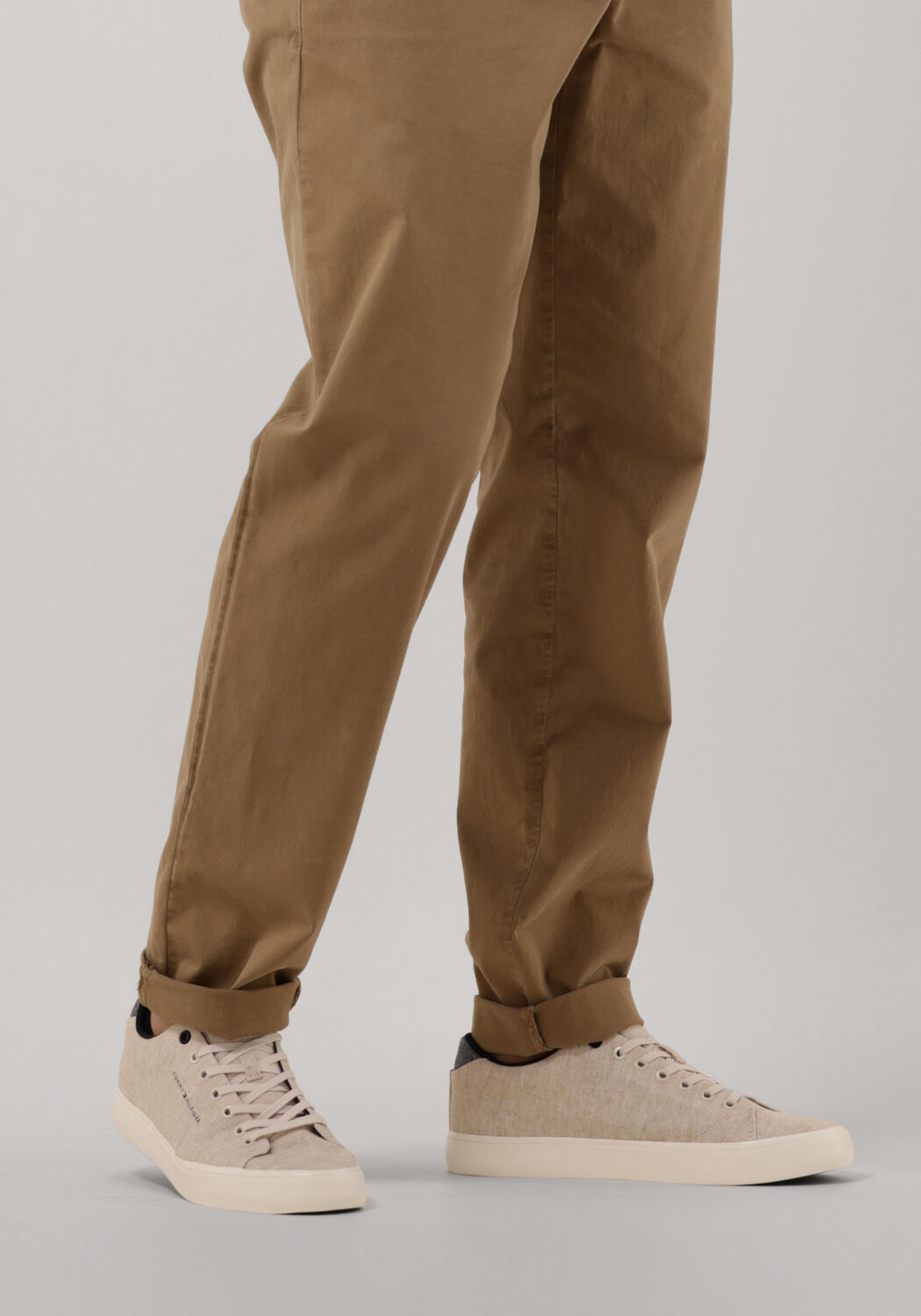 Beige TOMMY HILFIGER Sneaker Low TH HI VULC CORE LOW CHAMBRAY - large