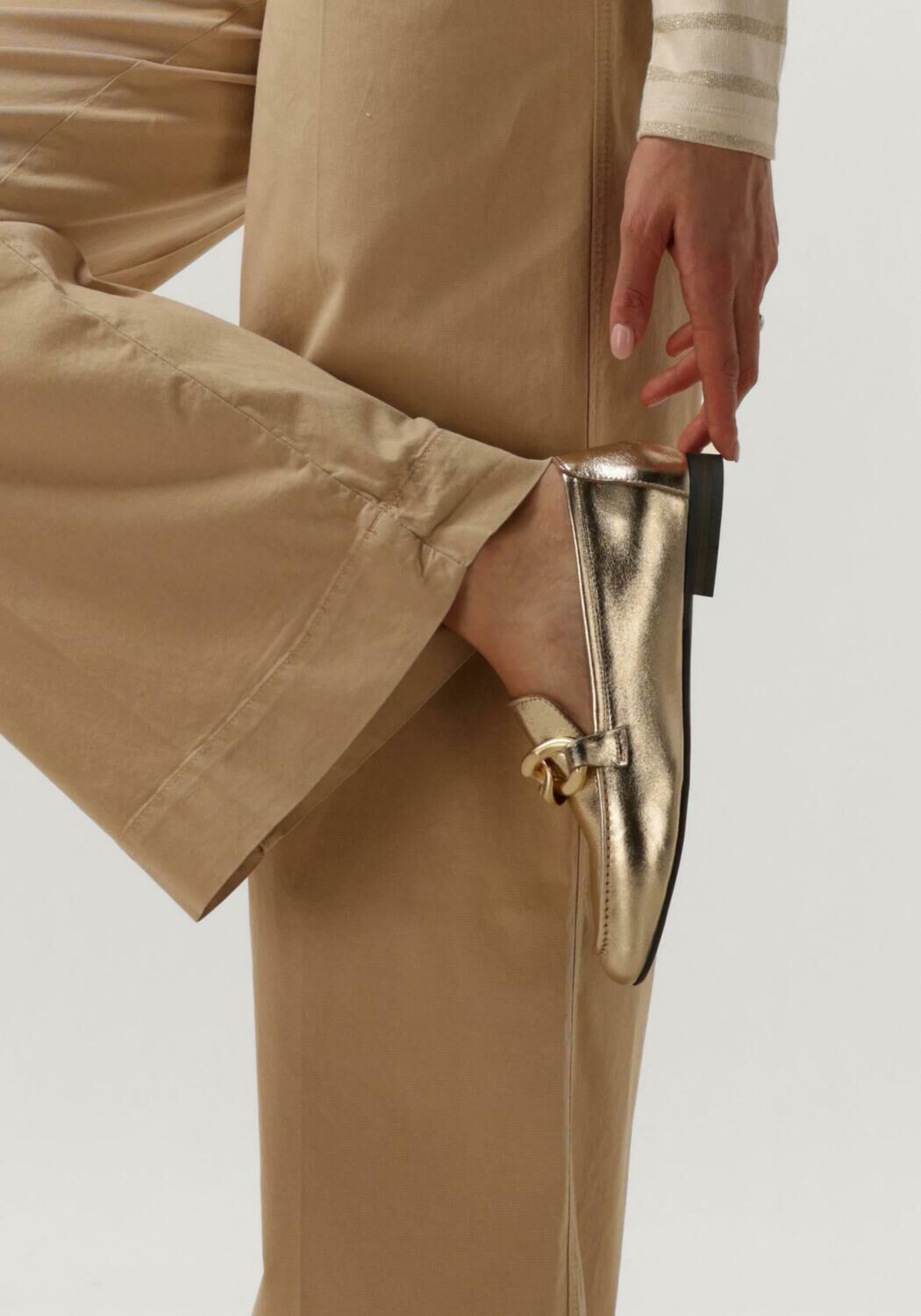 Goldfarbene NOTRE-V Loafer 6114 - large