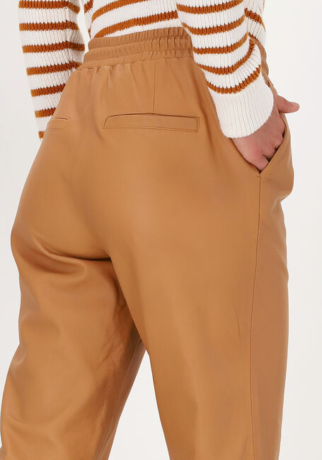 Camelfarbene NOTES DU NORD Hose TAZ LEATHER PANTS - large