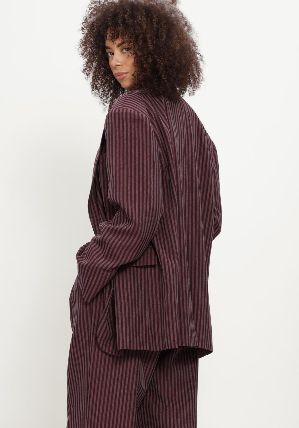 Bordeaux AMAYA AMSTERDAM Blazer CLAIR BLAZER STRIPE - large