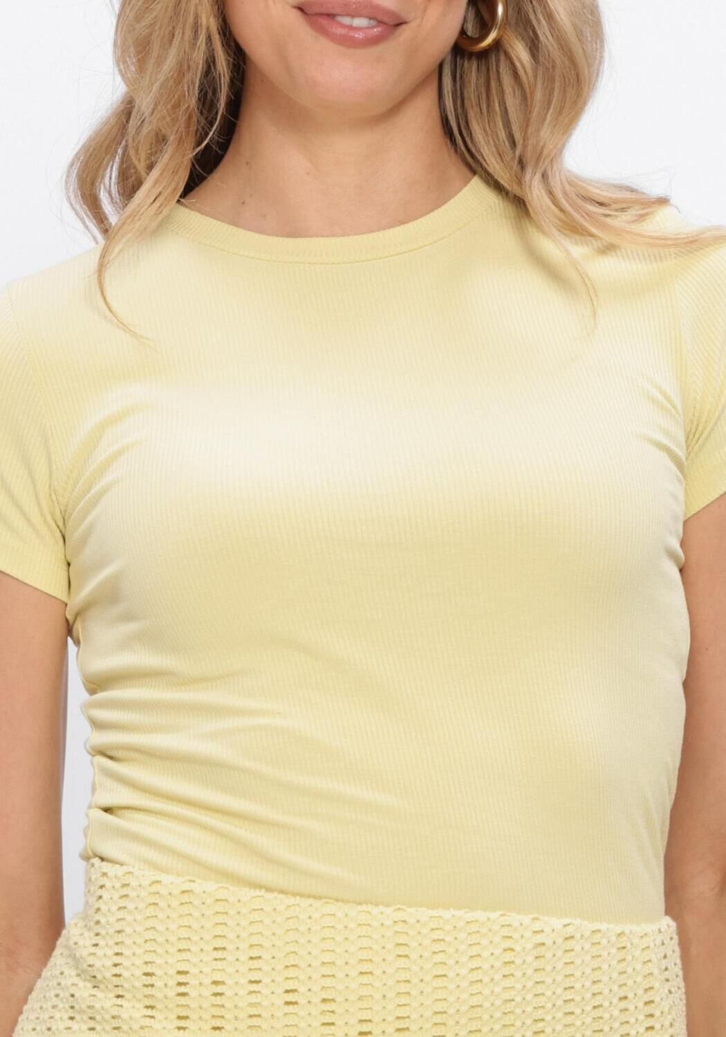 Gelbe EDITED Top NAARA T-SHIRT - large