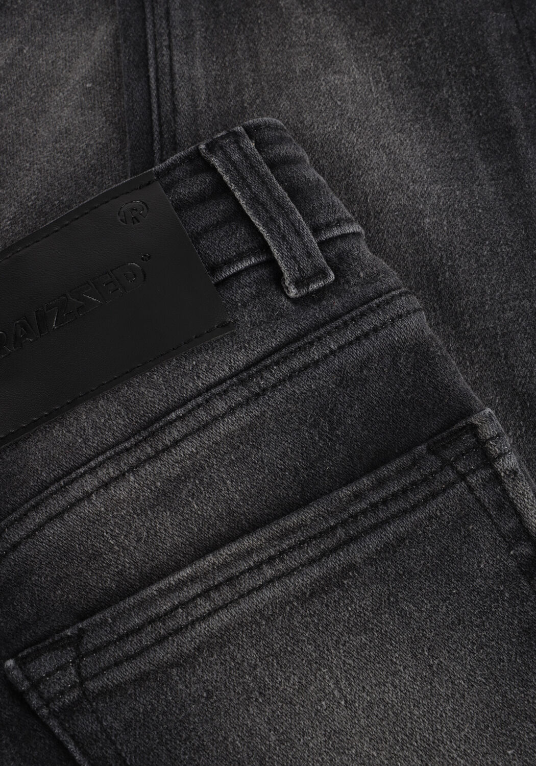Schwarze RAIZZED Slim fit jeans BOSTON - large