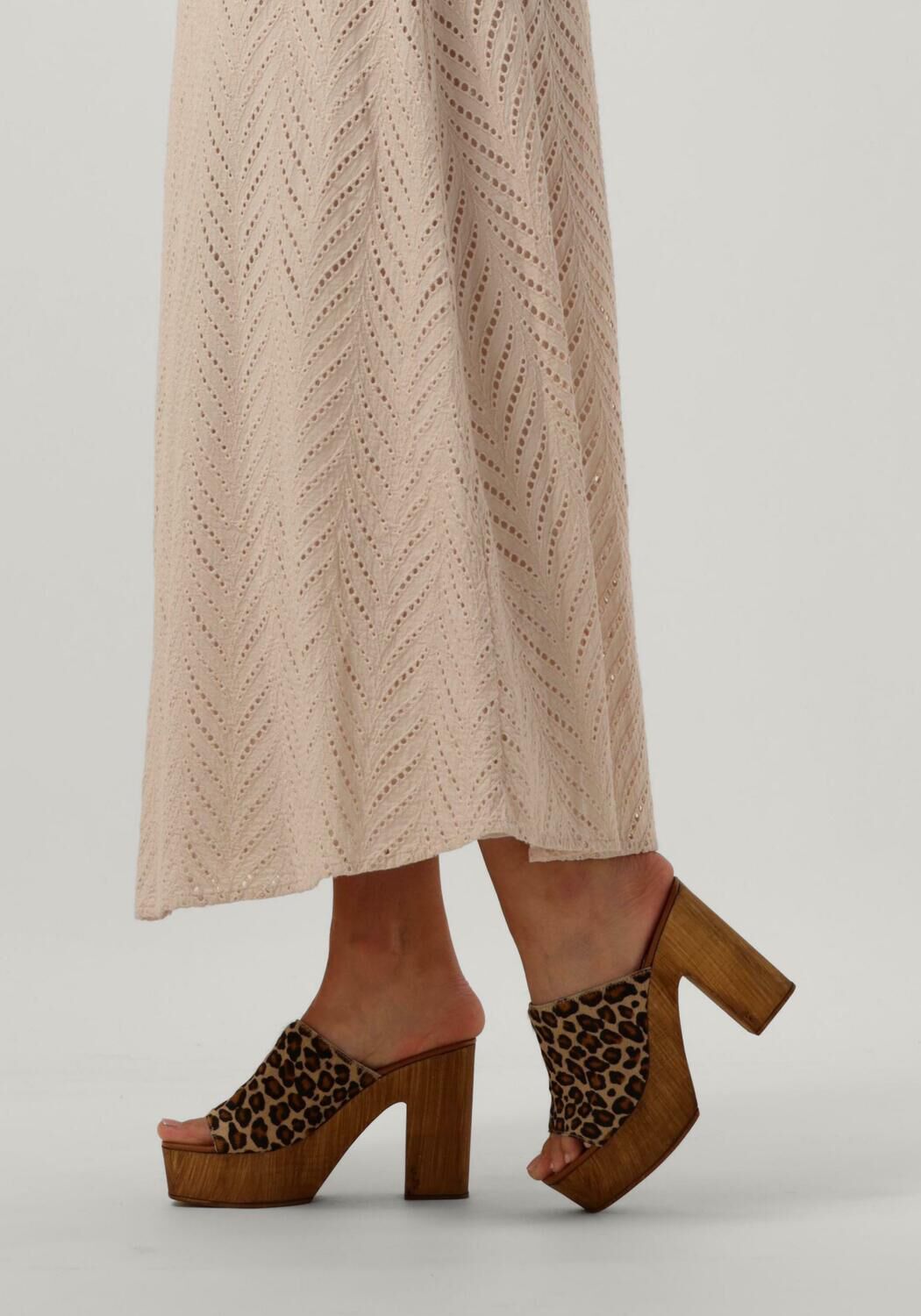 Beige NOTRE-V Mules 7189 - large