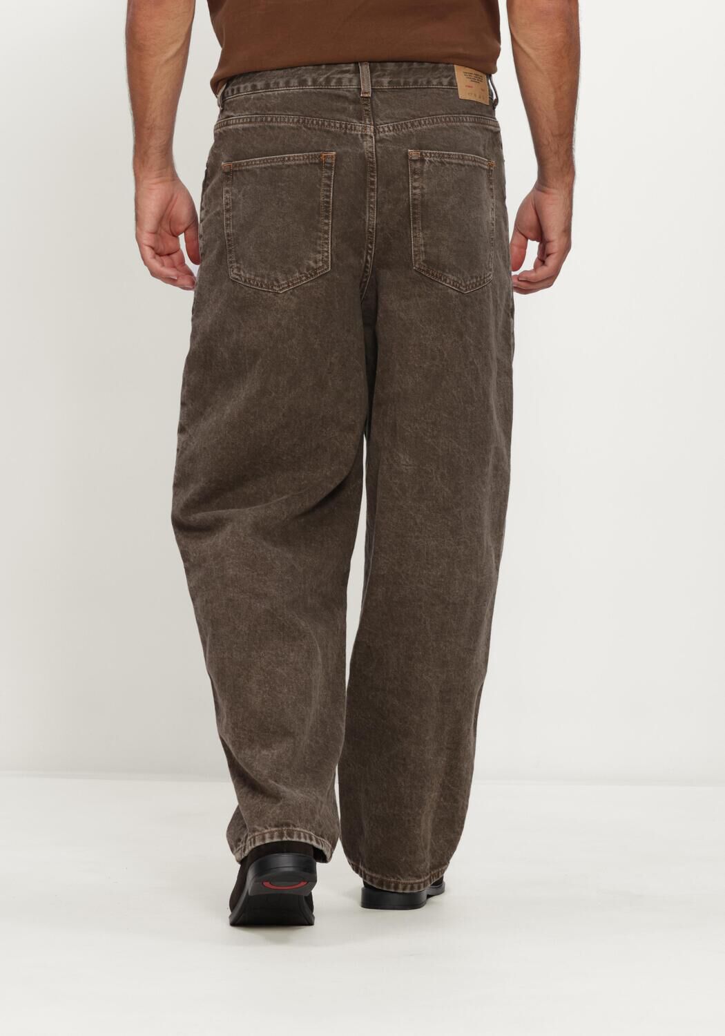 Braune AMERICAN VINTAGE Barrel jeans OSHOW-B - large