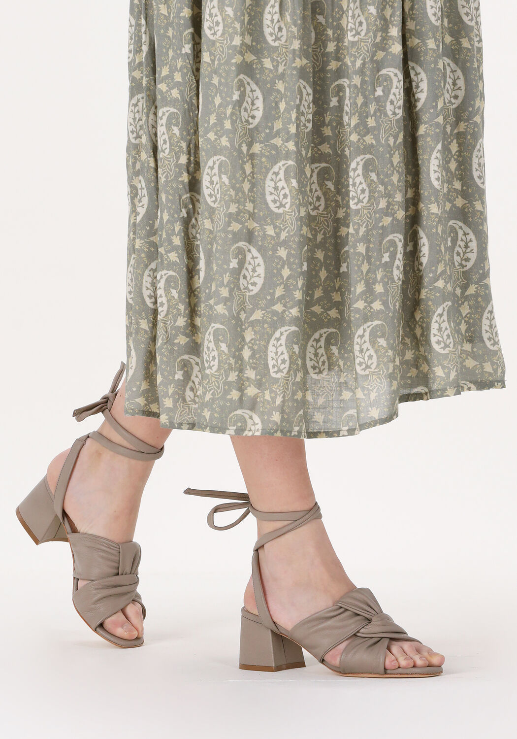 Taupe FRED DE LA BRETONIERE Sandalen 163010121 - large