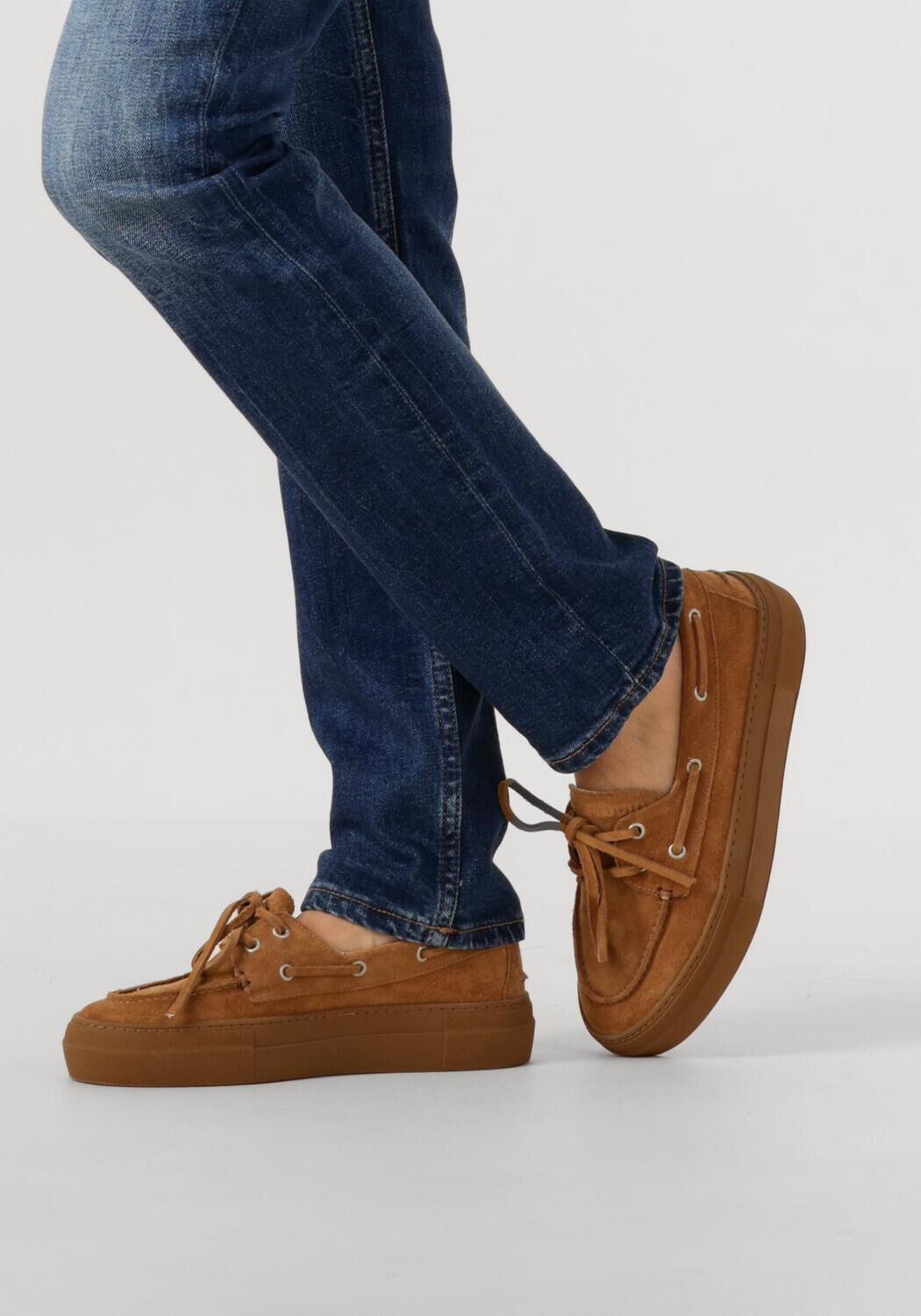 Camelfarbene COPENHAGEN STUDIOS Schn&uuml;rschuhe CPH177 - large