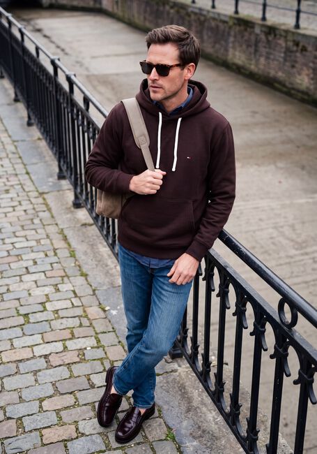 Braune TOMMY HILFIGER Sweatshirt ESS SEASONAL FLEECE HOODY - large