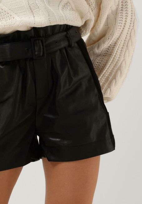 Schwarze COLOURFUL REBEL Hosen LOUAS VEGAN LEATHER HIGHWAIST SHORT - large