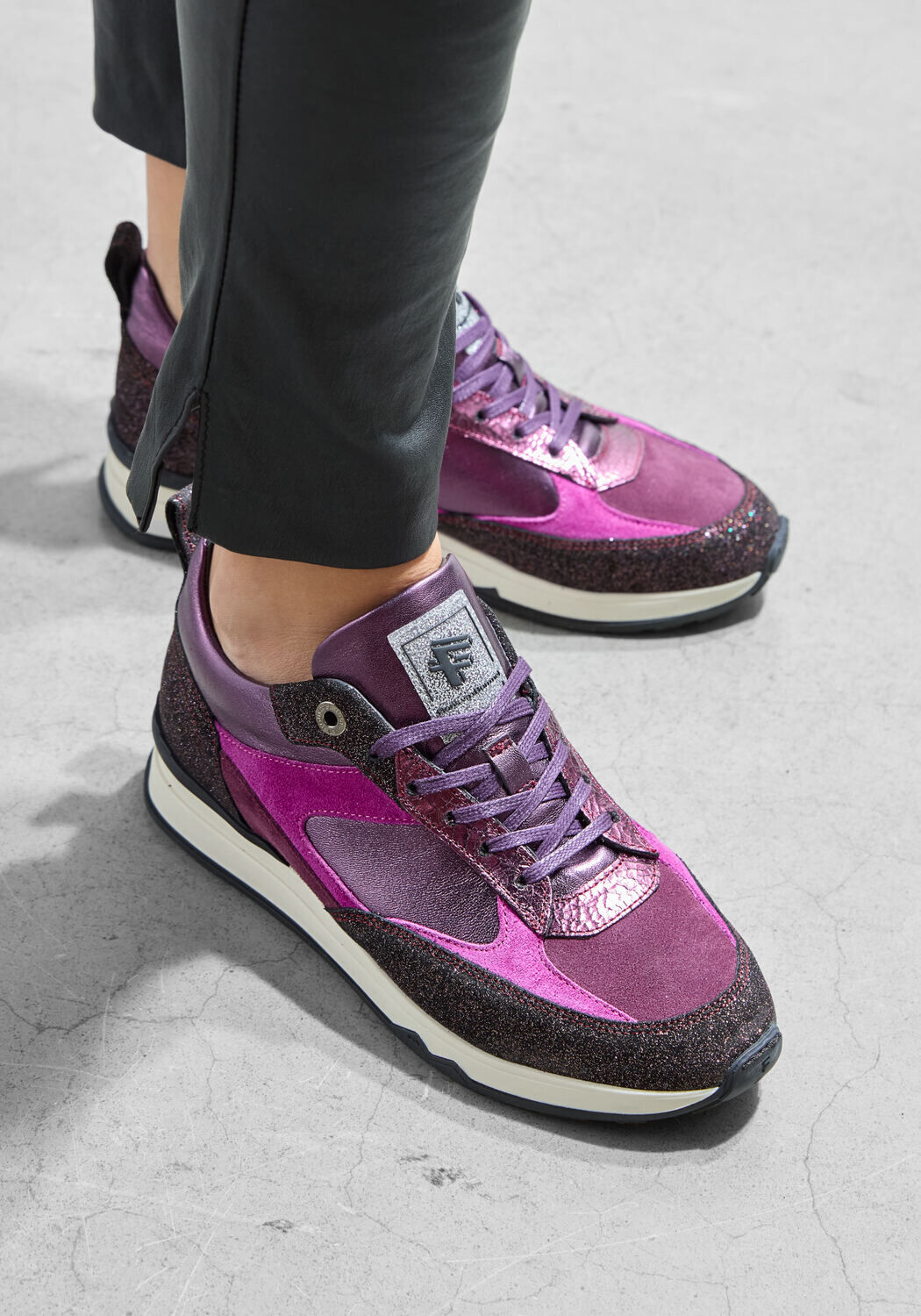 Lilane FLORIS VAN BOMMEL Sneaker Low MARI 01.08 - large