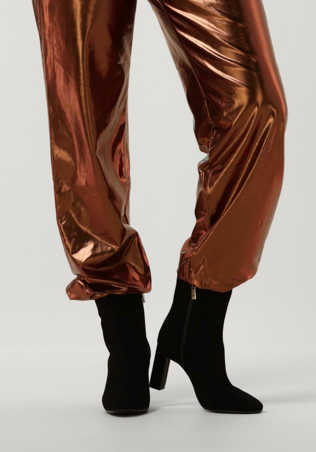 Schwarze NOTRE-V Stiefeletten 11236 - large