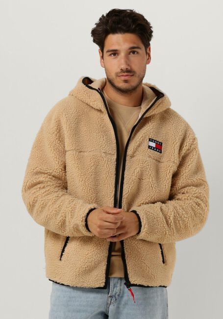 Camelfarbene TOMMY JEANS Strickjacke TJM SHERPA ZIP THRU HOODIE - large