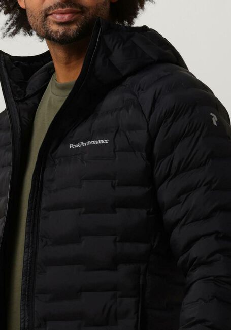 Schwarze PEAK PERFORMANCE Wattierte Jack M ARGON LIGHT HOOD JACKET - large