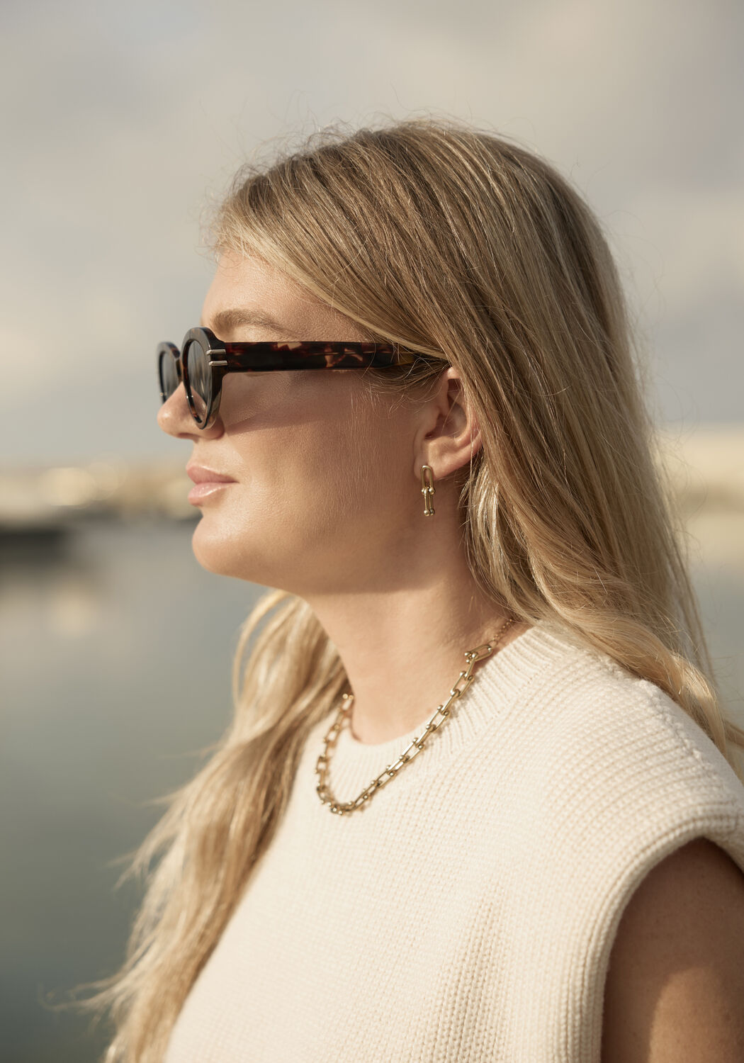 Goldfarbig OMODA ATELIER Kette NECKLACE CHAIN X IRIS - large