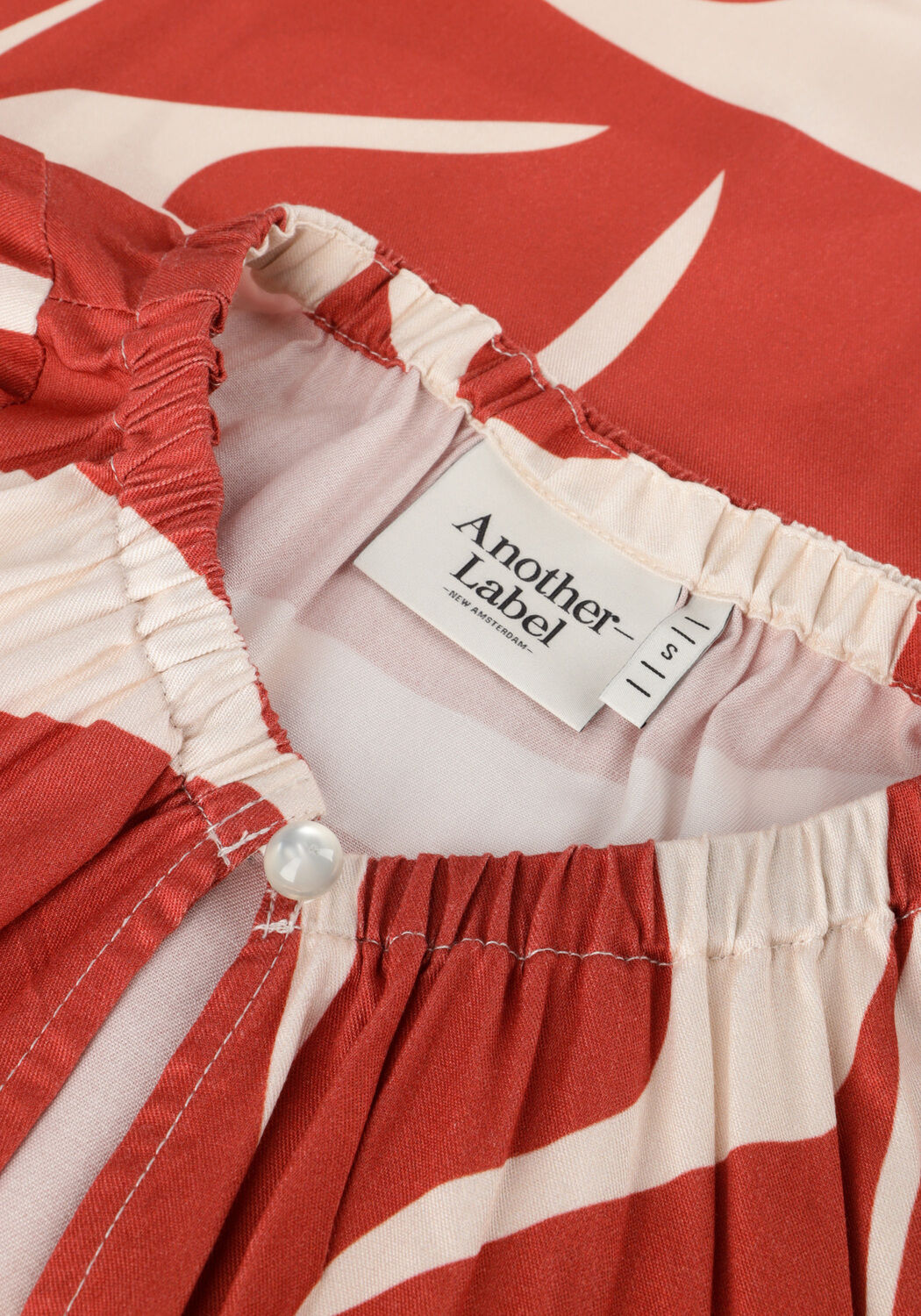 Rote ANOTHER LABEL Minikleid MAYSA DRESS S/S - large