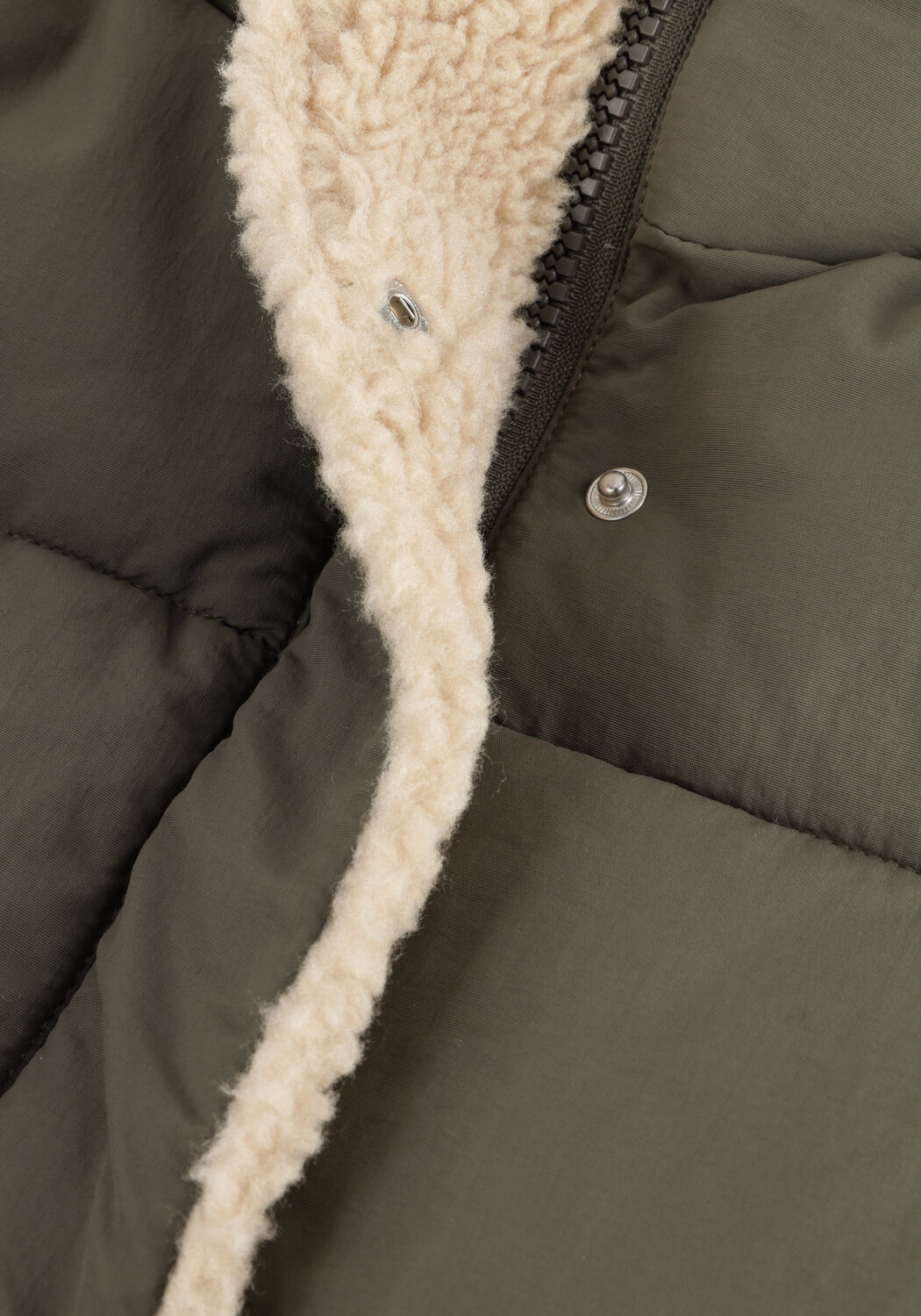 Gr&uuml;ne ANOTHER LABEL Wattierte Jack MILLE TEDDY PUFFER - large