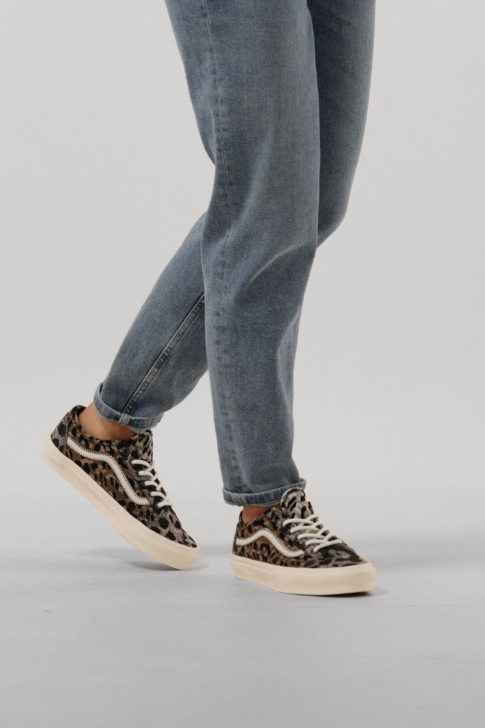 Braune VANS Sneaker Low UA OLD SKOOL TAPERED - large